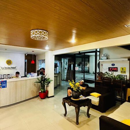 La Anclar Hotel Davao ภายนอก รูปภาพ