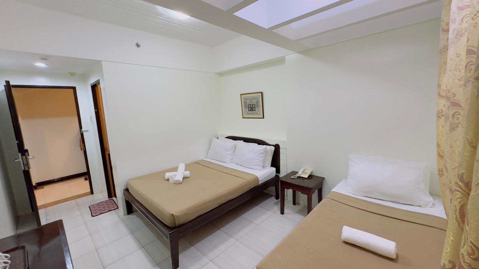 La Anclar Hotel Davao ภายนอก รูปภาพ