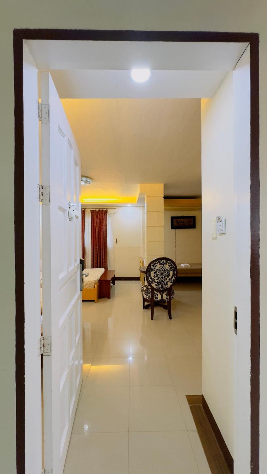 La Anclar Hotel Davao ภายนอก รูปภาพ