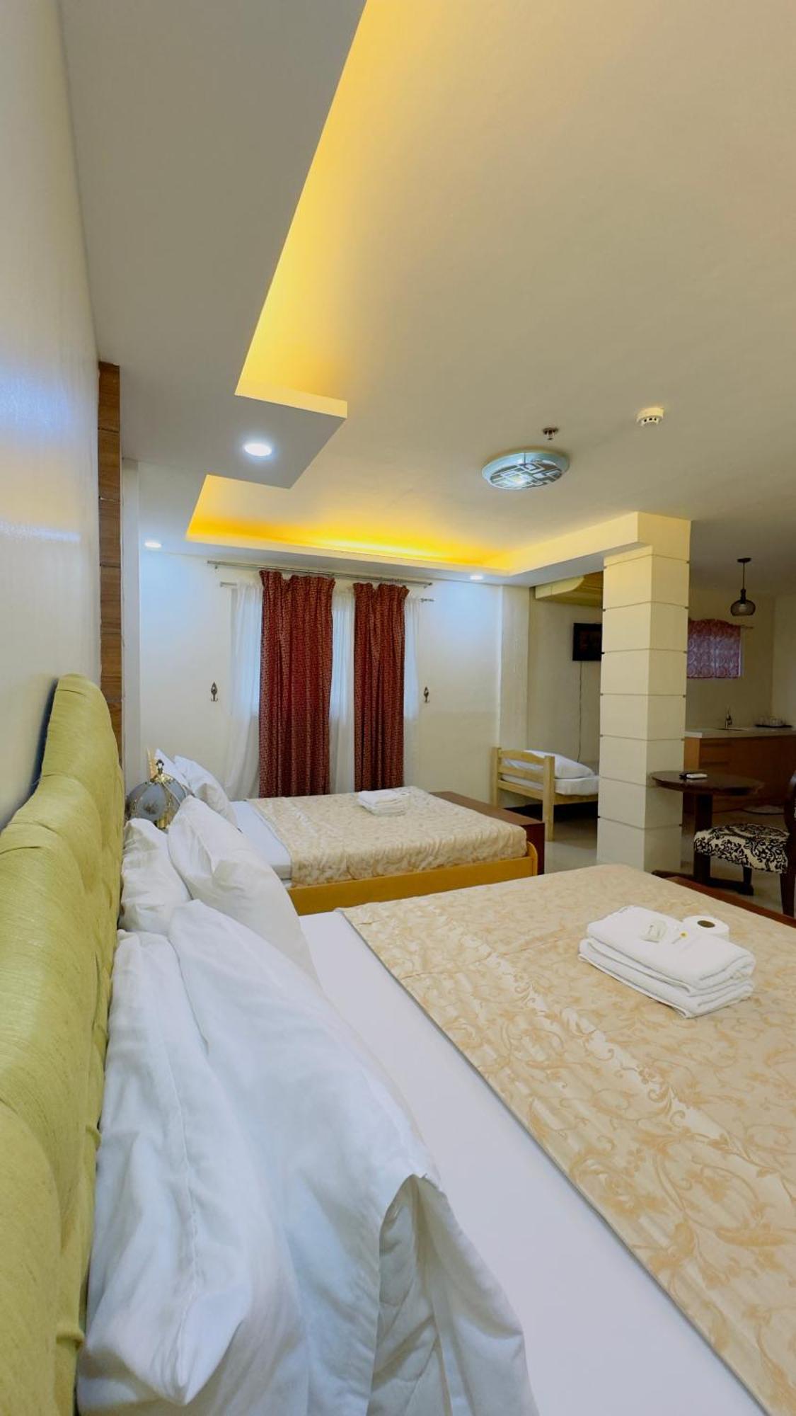 La Anclar Hotel Davao ภายนอก รูปภาพ