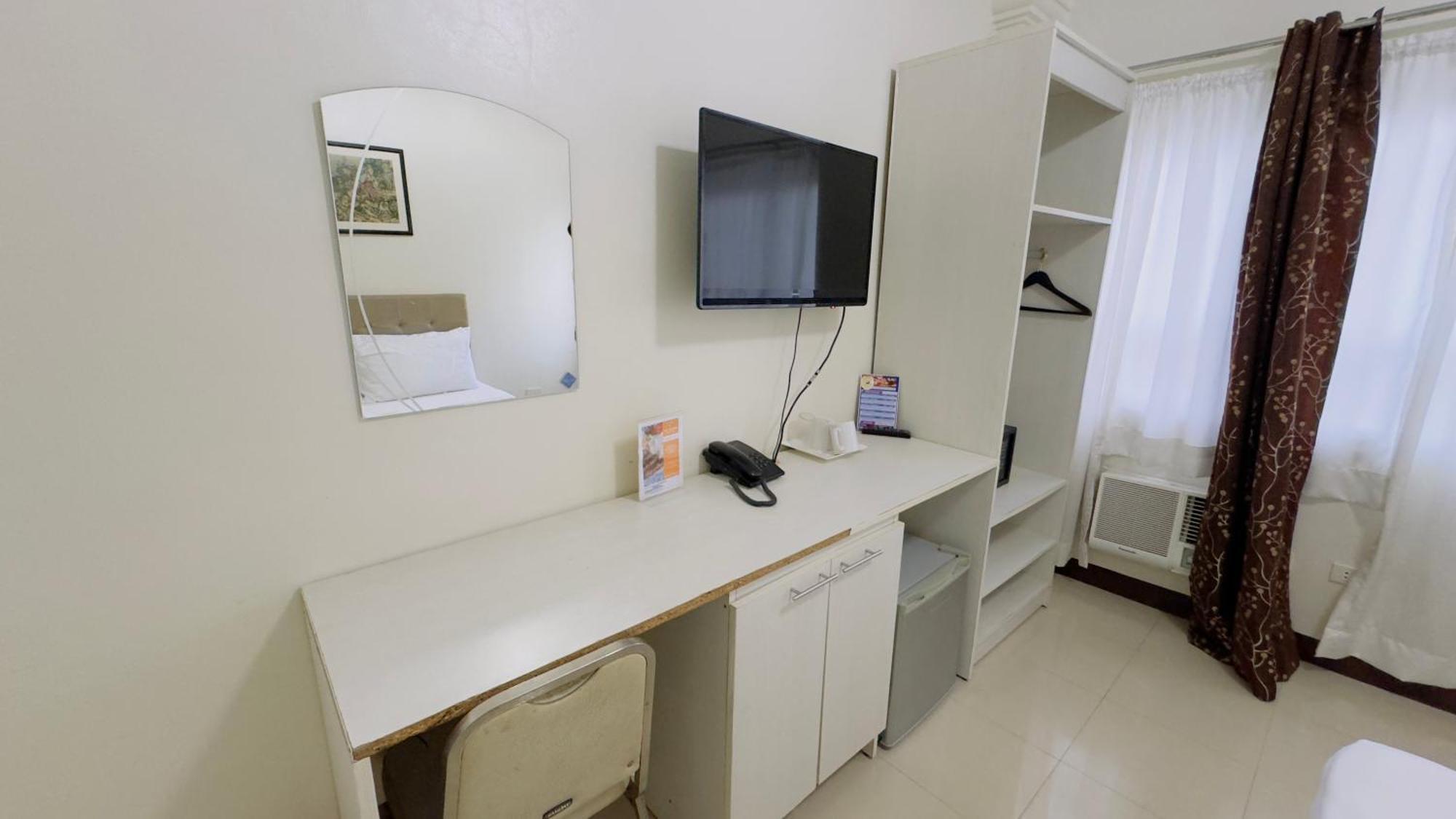 La Anclar Hotel Davao ภายนอก รูปภาพ