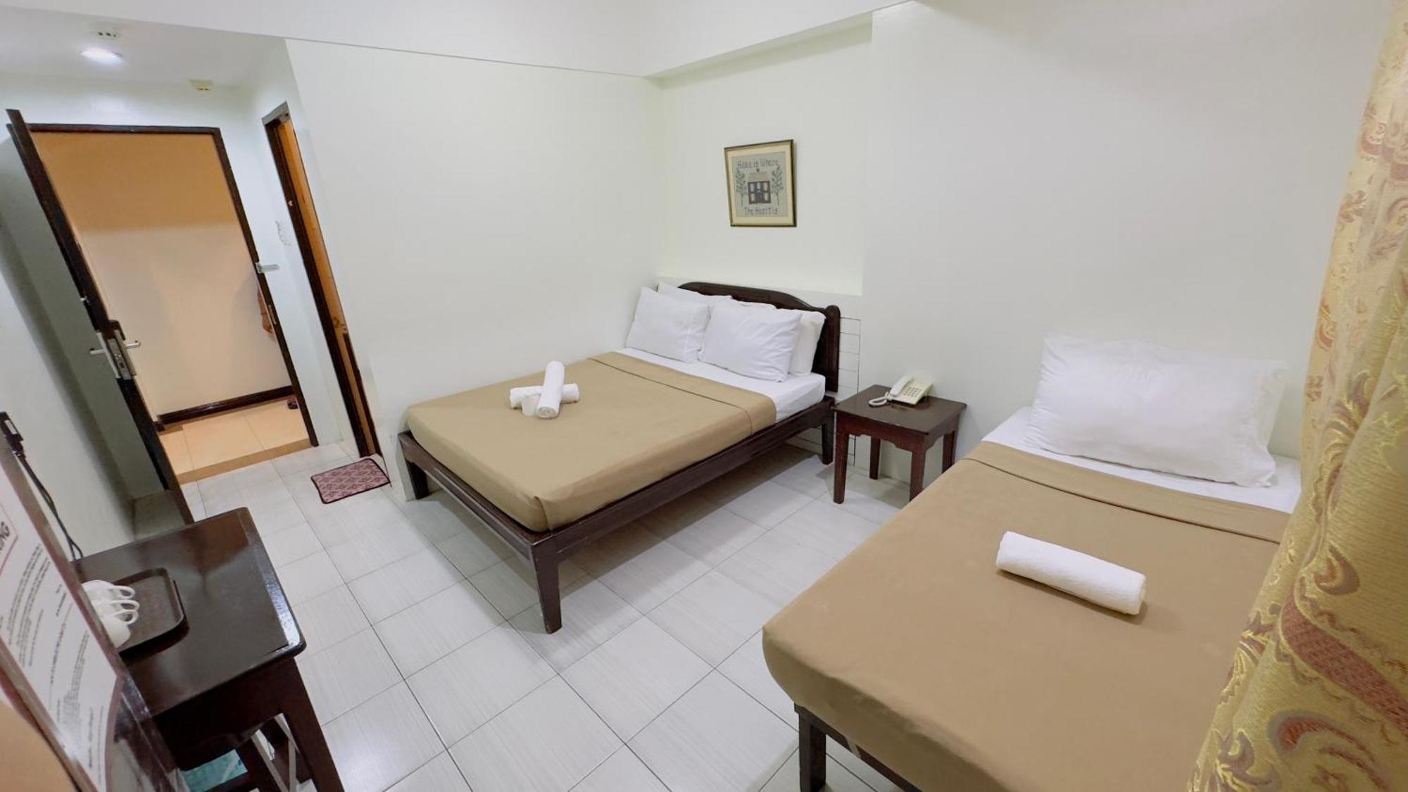 La Anclar Hotel Davao ภายนอก รูปภาพ