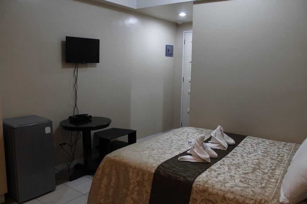 La Anclar Hotel Davao ภายนอก รูปภาพ
